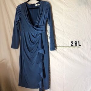 Eliza J Blue scrunched dress size 6